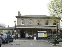 train to kew gardens|kew gardens nearest train station.